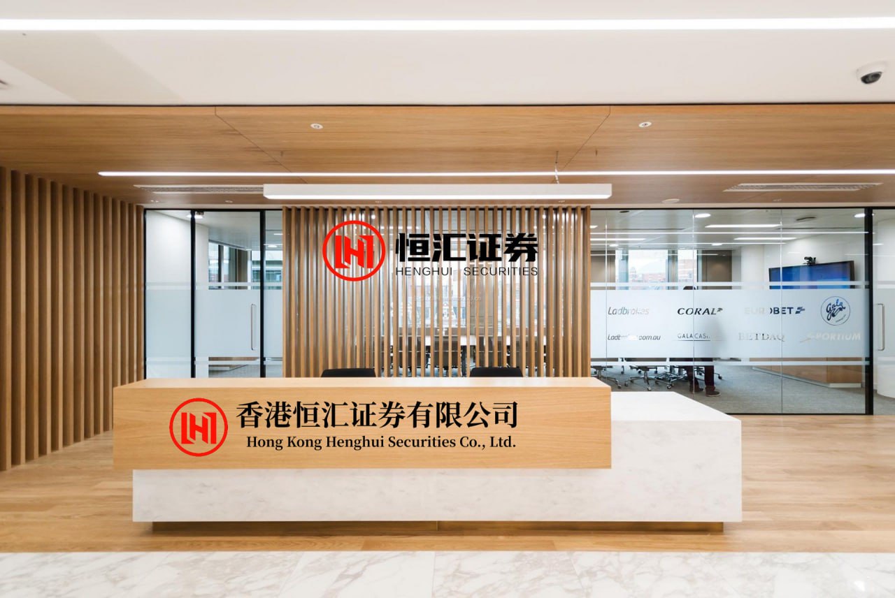 易速宝 夯爆了!尼古拉斯·凯奇《暗影蜘蛛侠》获影评家与观众一致好评